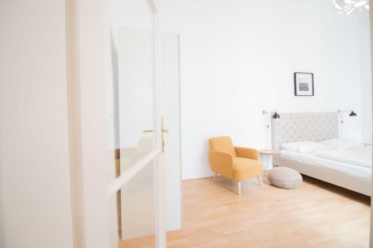 Heymi Apartments Hoher Markt Вена Экстерьер фото